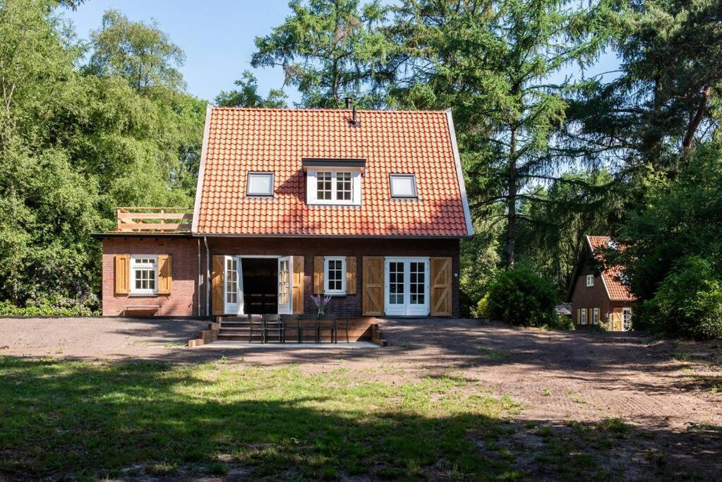 Fantastisch Familiehuis Met Grote Tuin I Bosrijk Lunteren Dış mekan fotoğraf
